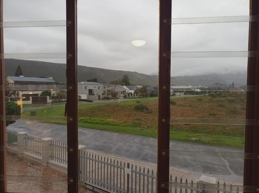 Hermanus At Home Екстериор снимка